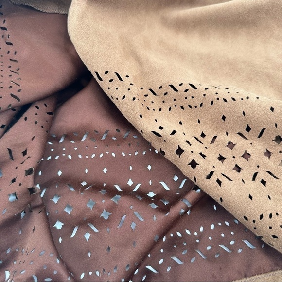 NAPA Valley Women’s Tan Faux Suede Button Down Perforated Jacket Size Large - Picture 7 of 11